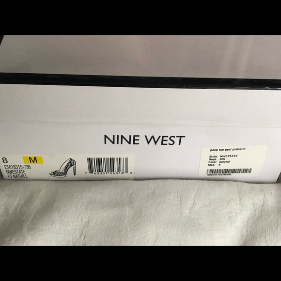 Peep toe platform stiletto shoes heart cut out pattern nude beige neutral basics - Picture 4 of 7